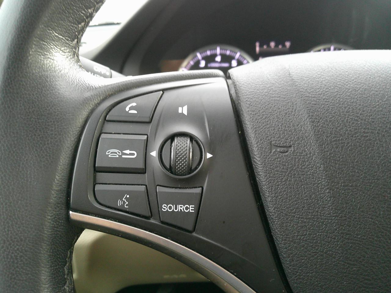 Acura MDX SH-AWD 4dr Tech/Entertainment Pkg 2015