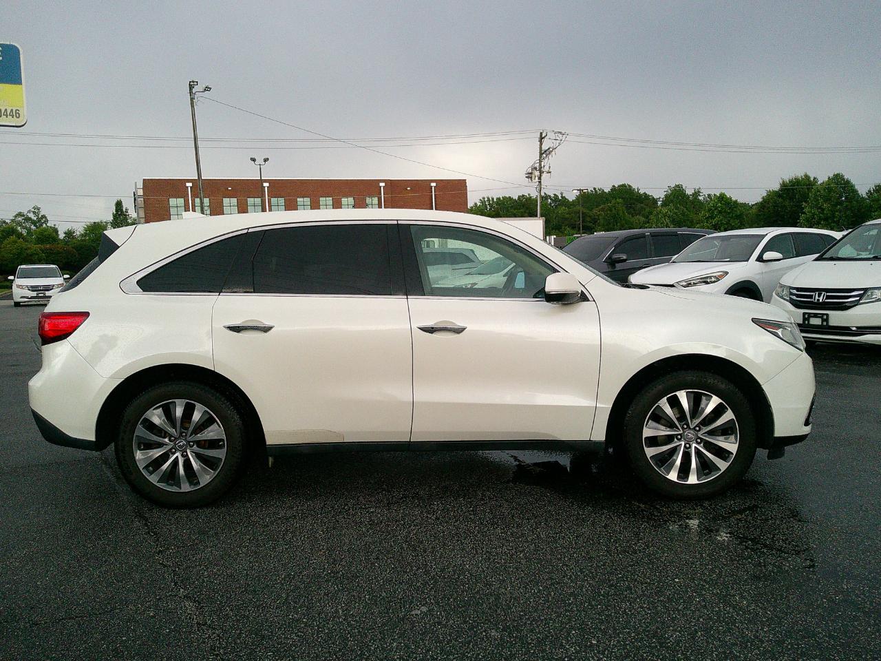 Acura MDX SH-AWD 4dr Tech/Entertainment Pkg 2015