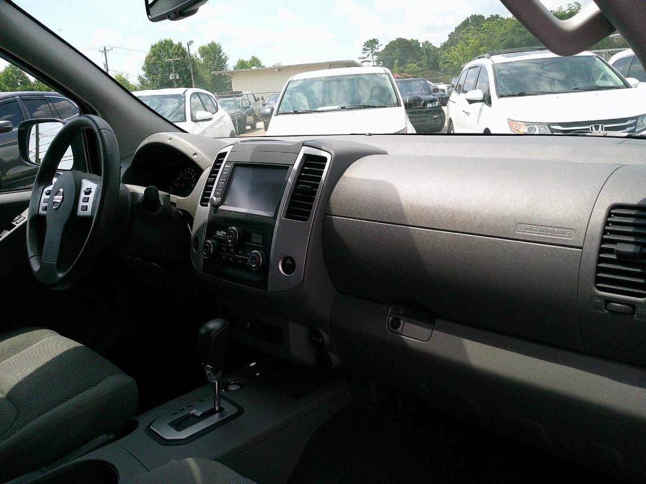 Nissan Frontier Crew Cab 4x2 SV Auto 2021