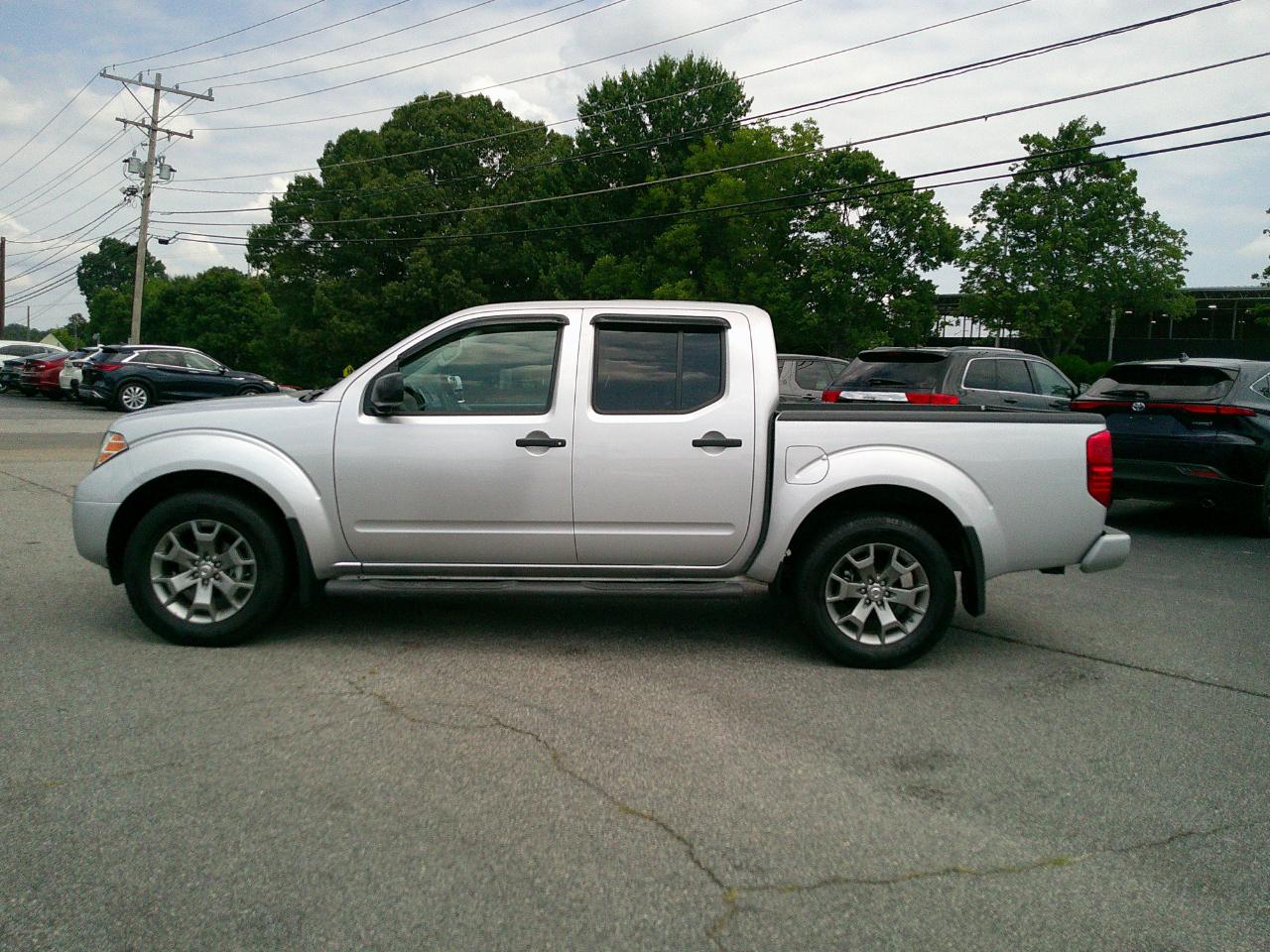 Nissan Frontier Crew Cab 4x2 SV Auto 2021