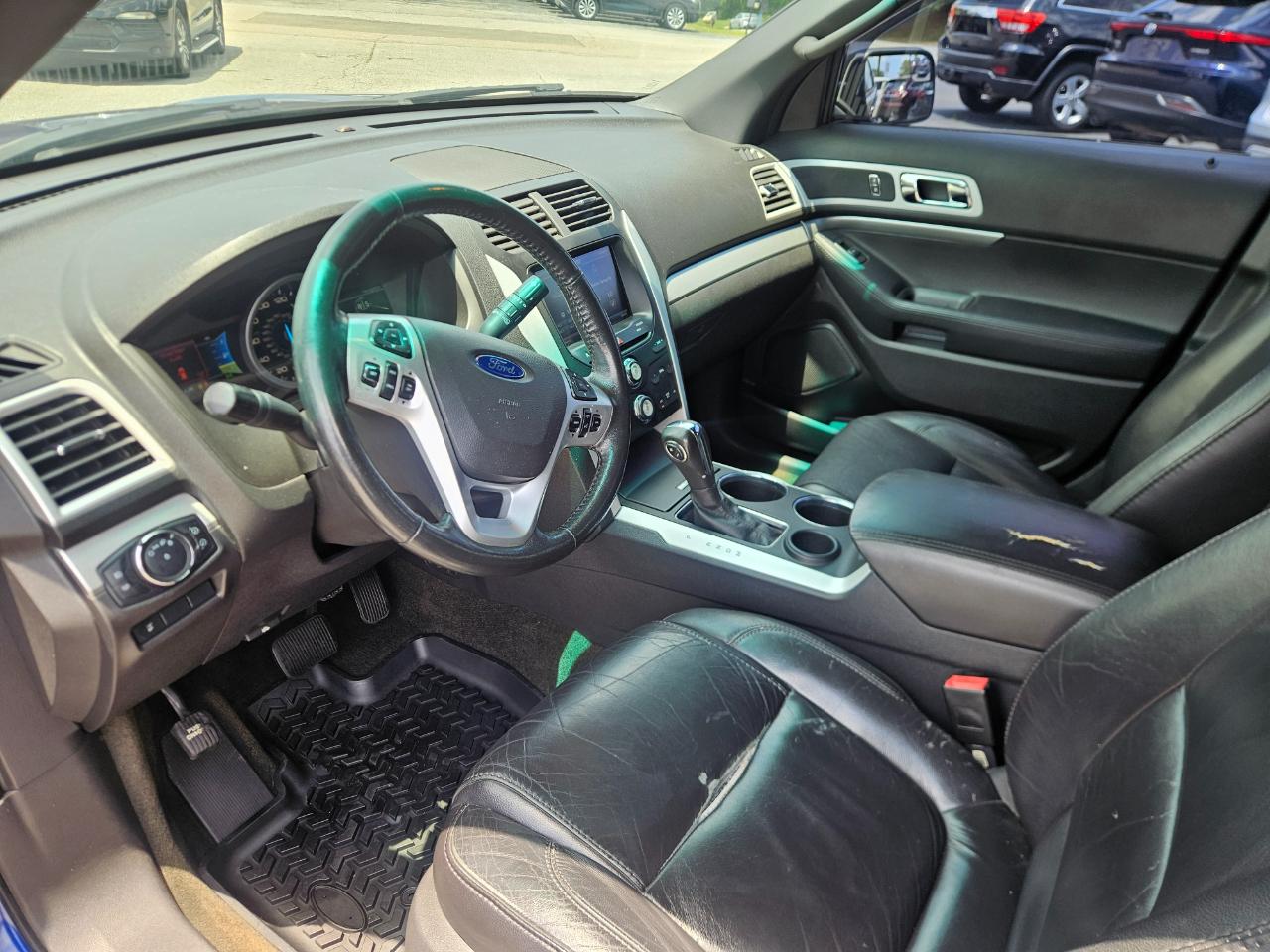 Ford Explorer FWD 4dr XLT 2013