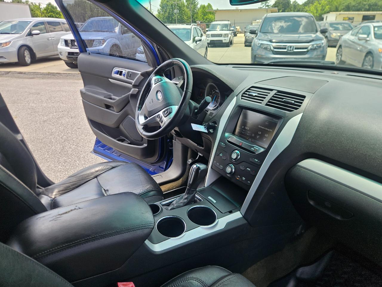 Ford Explorer FWD 4dr XLT 2013