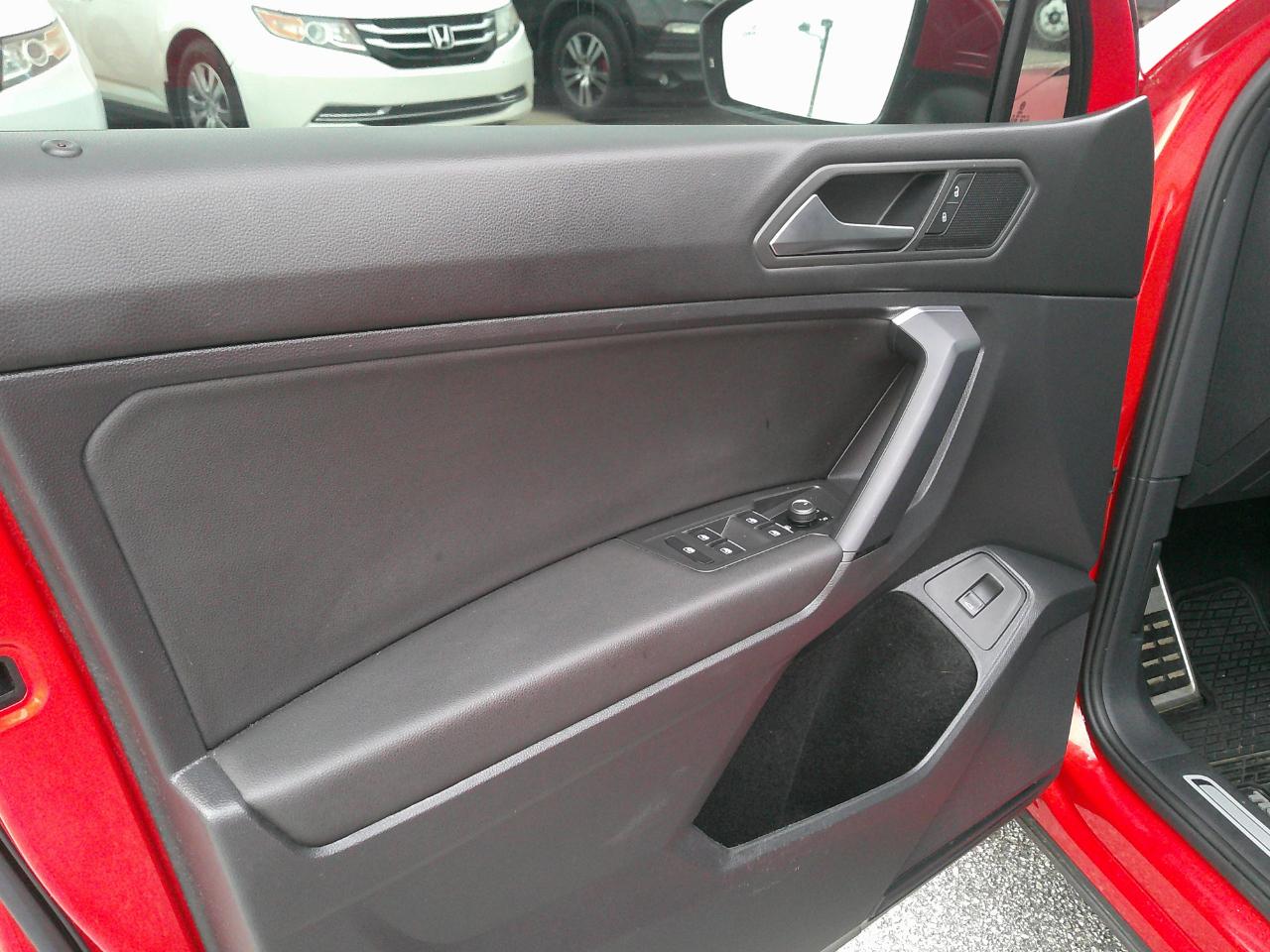 Volkswagen Tiguan 2.0T SEL R-Line Black 4MOTION 2019
