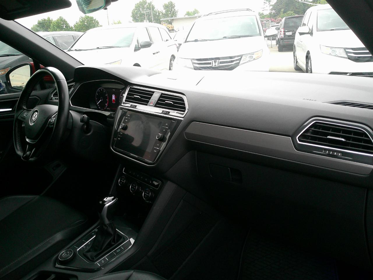 Volkswagen Tiguan 2.0T SEL R-Line Black 4MOTION 2019