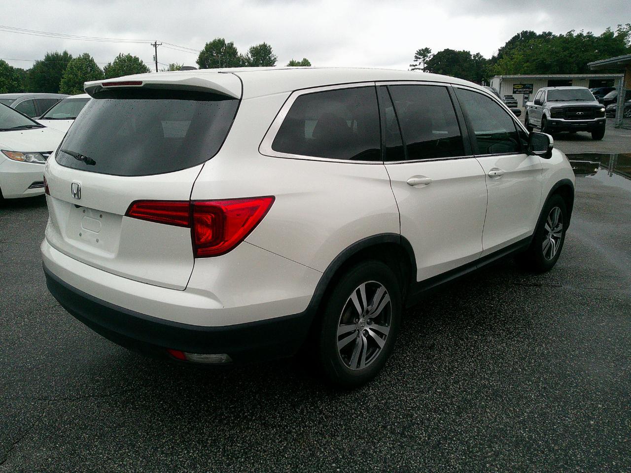 Honda Pilot EX-L 8 Passenger 2WD 2018