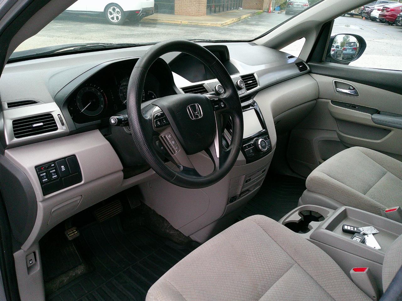 Honda Odyssey 5dr SE 2016