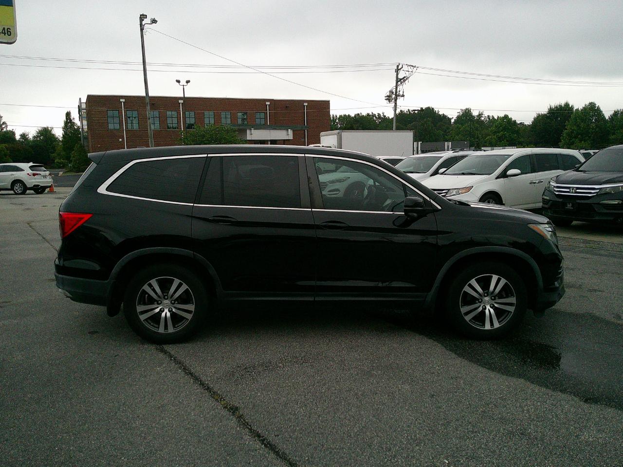 Honda Pilot 2WD 4dr EX-L w/Navi 2016