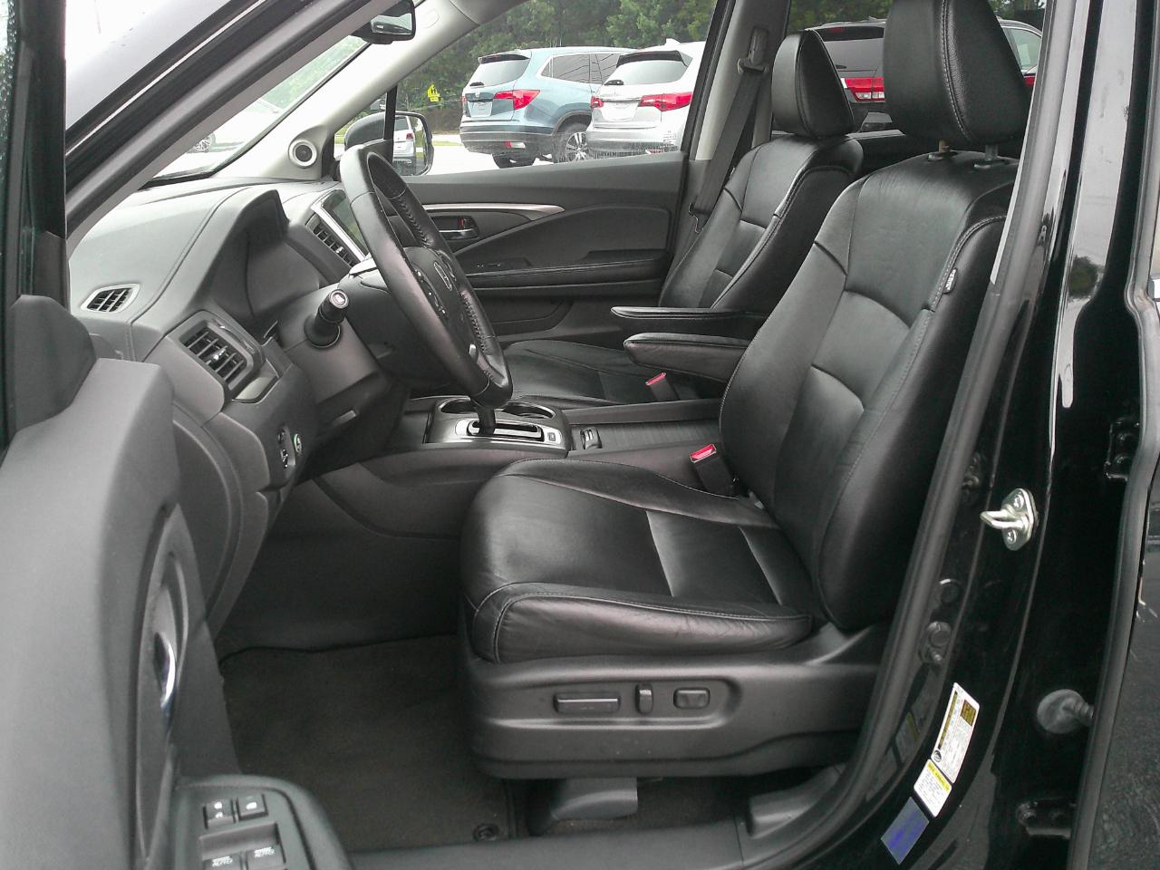 Honda Pilot 2WD 4dr EX-L w/Navi 2016