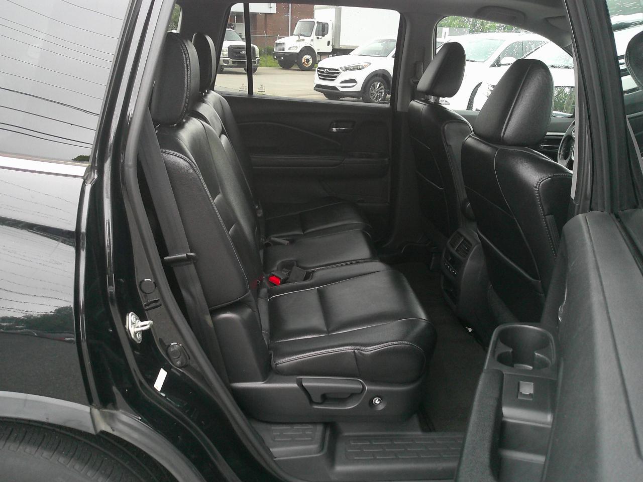Honda Pilot 2WD 4dr EX-L w/Navi 2016