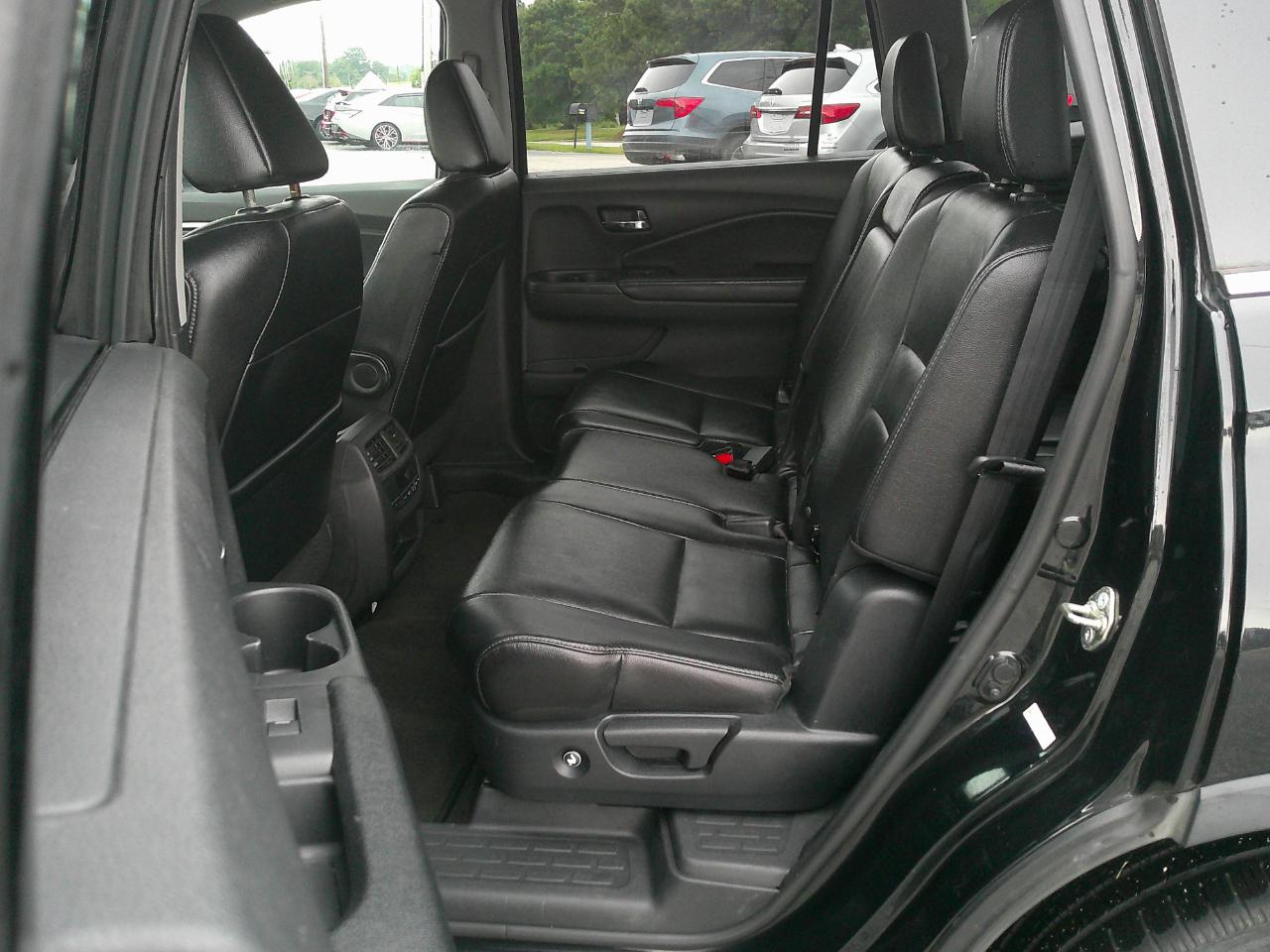 Honda Pilot 2WD 4dr EX-L w/Navi 2016