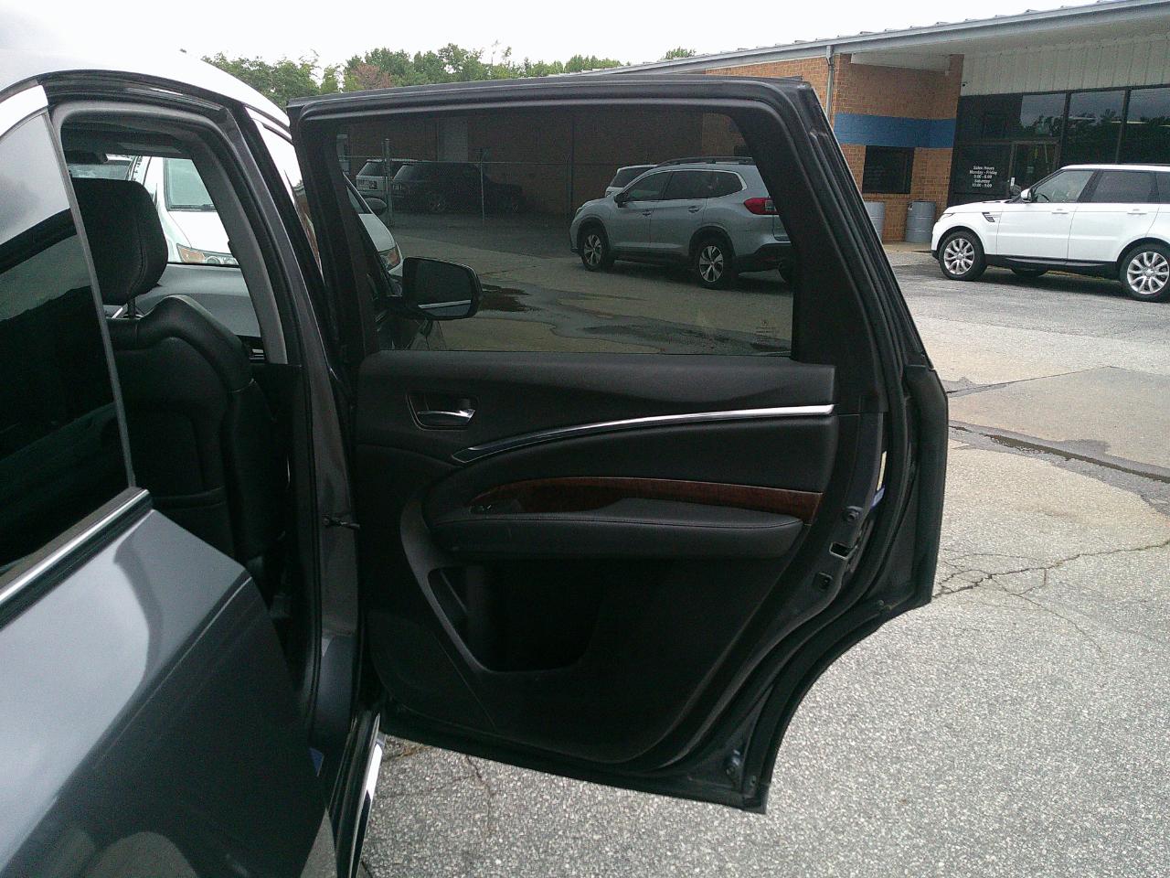 Acura MDX FWD w/Technology Pkg 2017