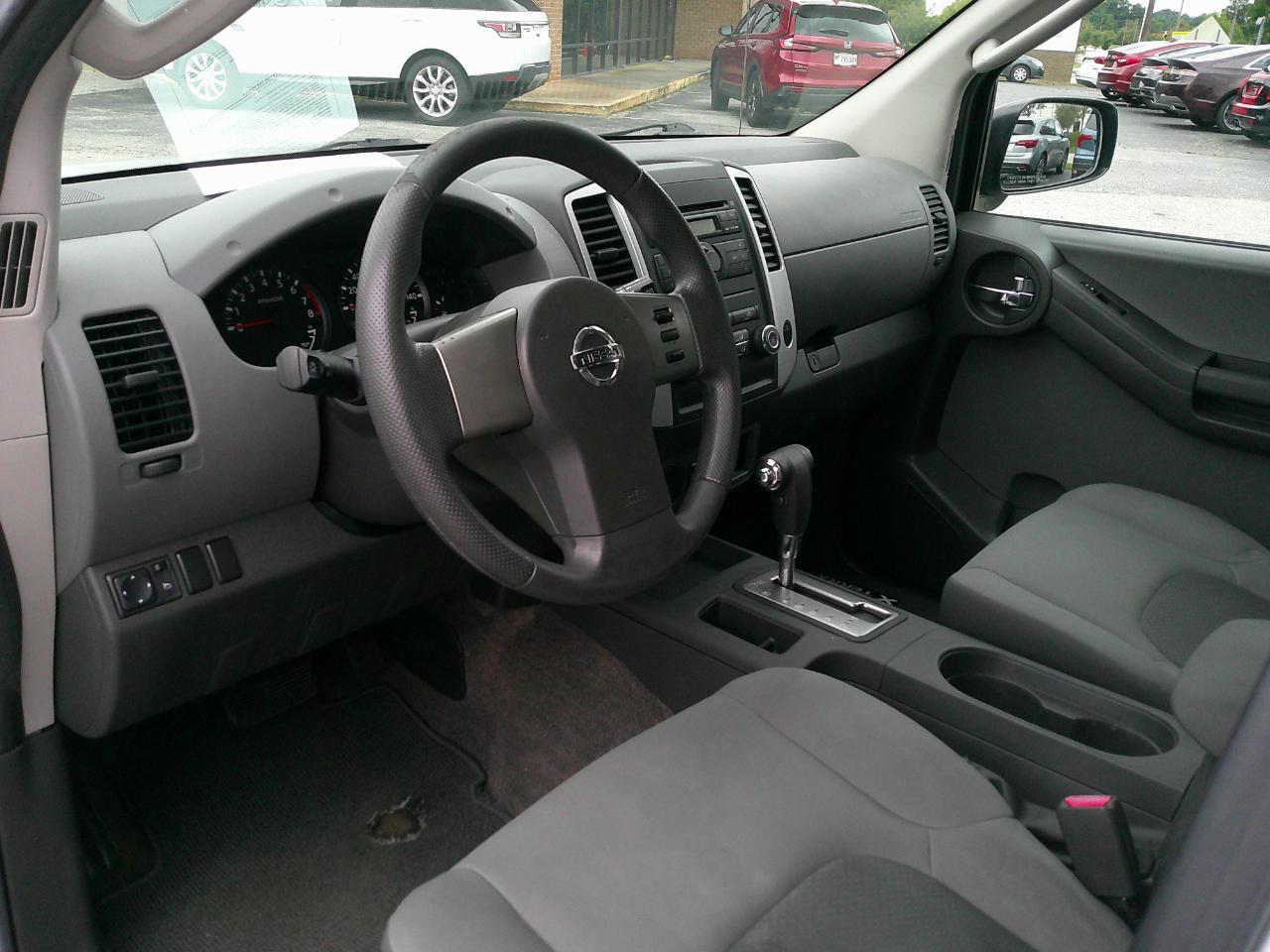 Nissan Xterra 2WD 4dr Auto S 2010