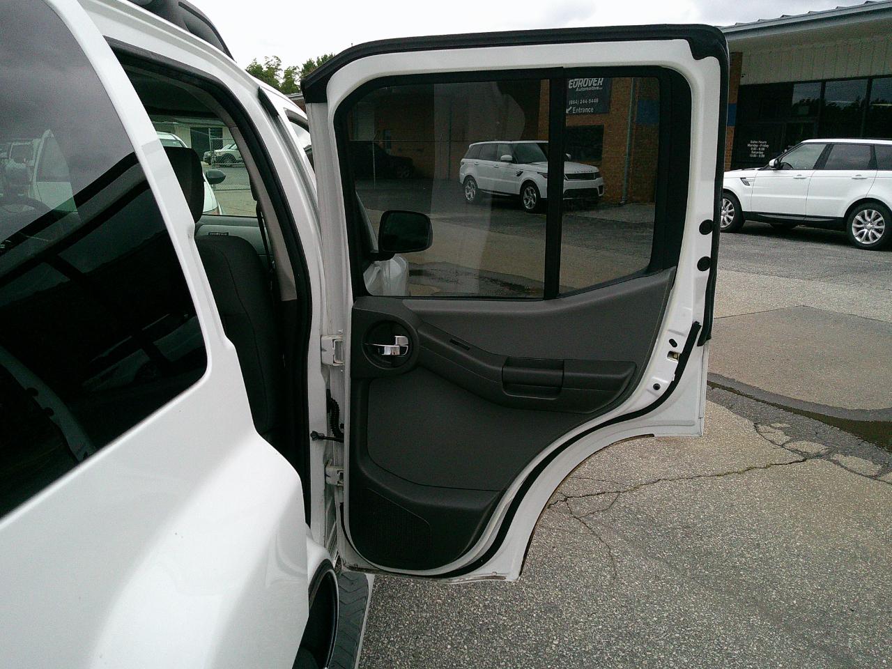 Nissan Xterra 2WD 4dr Auto S 2010