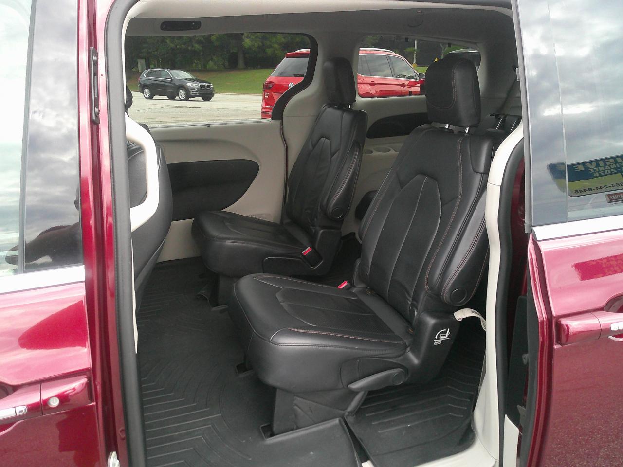 Chrysler Pacifica Touring L FWD 2018