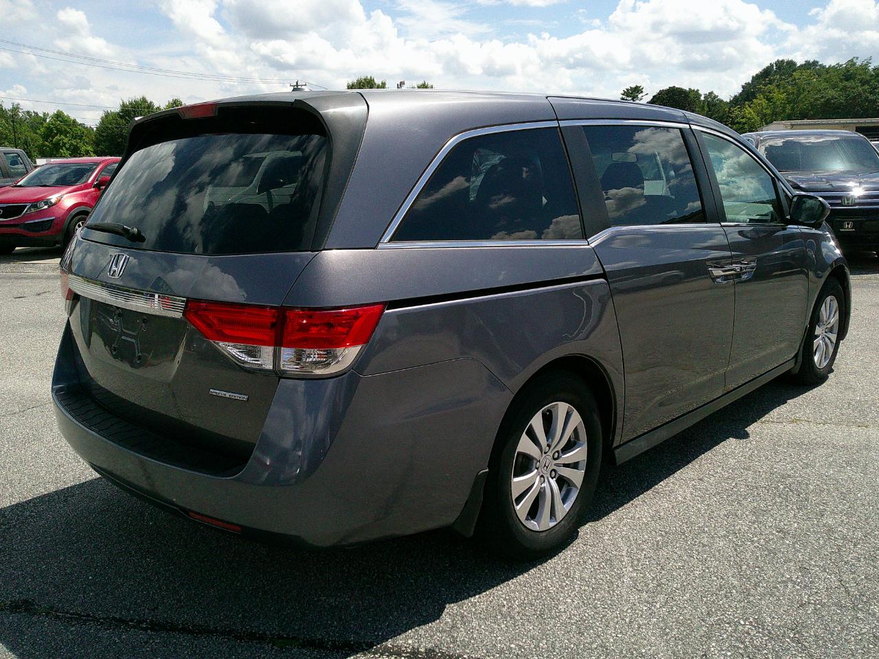 Honda Odyssey 5dr SE 2016