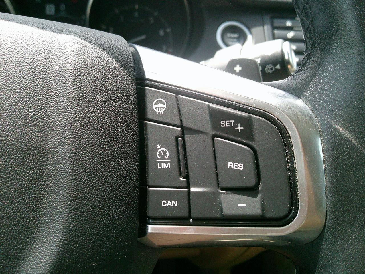 Land Rover Discovery Sport Landmark 4WD 2019