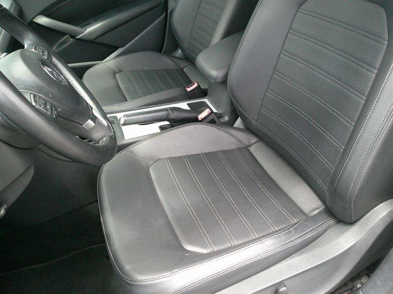 Volkswagen Passat 4dr Sdn 3.6L V6 DSG SE w/Sunroof 2013