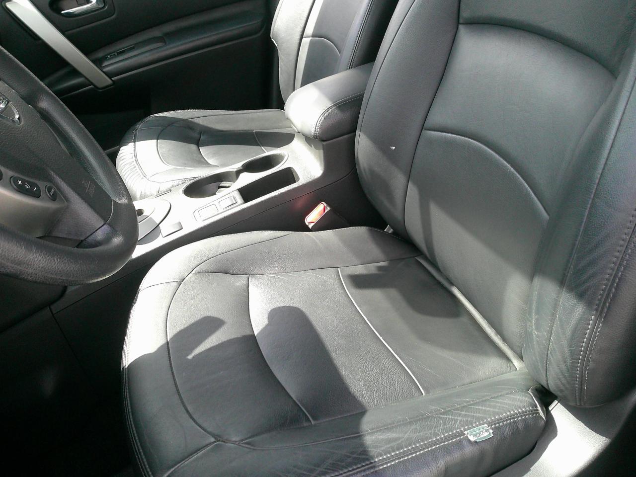 Nissan Rogue FWD 4dr SV 2012