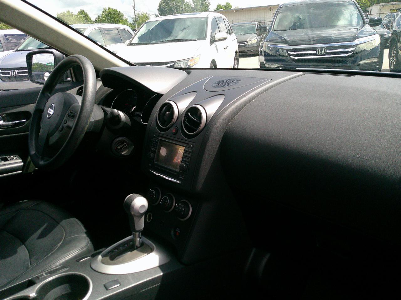 Nissan Rogue FWD 4dr SV 2012