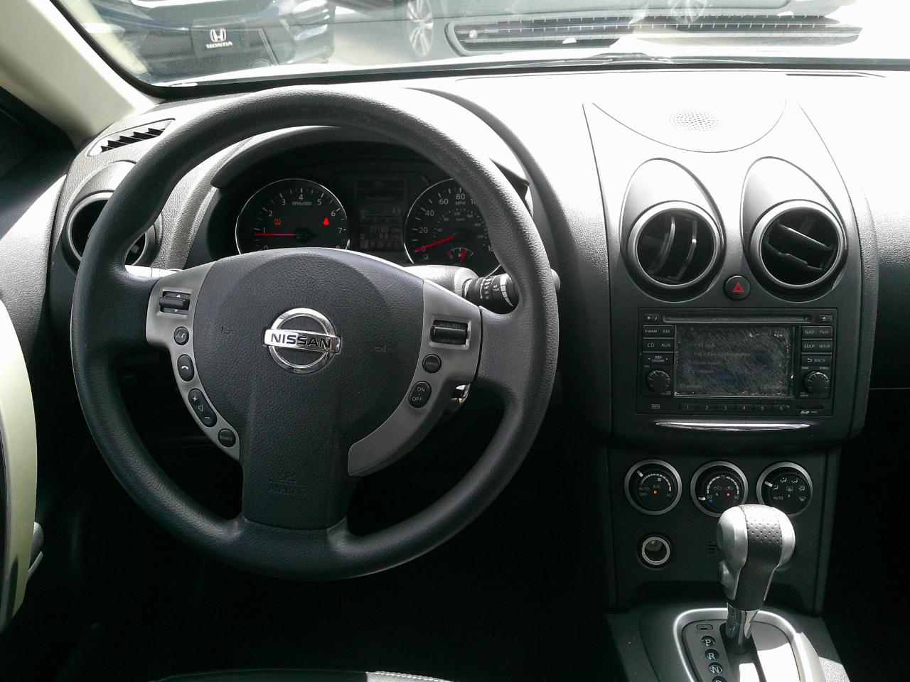Nissan Rogue FWD 4dr SV 2012