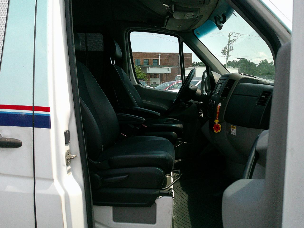 Mercedes-Benz Sprinter Passenger Vans RWD 2500 170" 2016