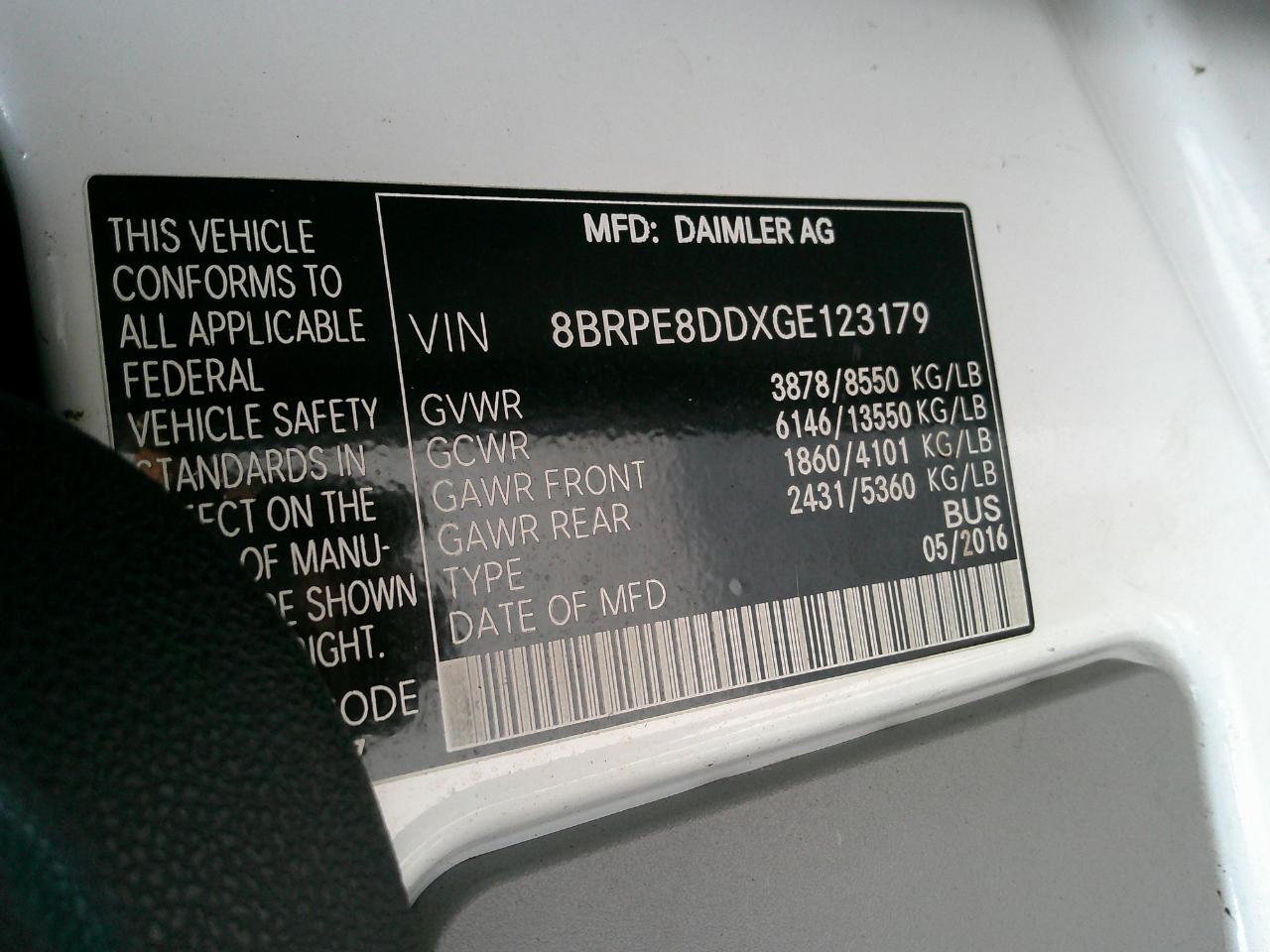 Mercedes-Benz Sprinter Passenger Vans RWD 2500 170" 2016
