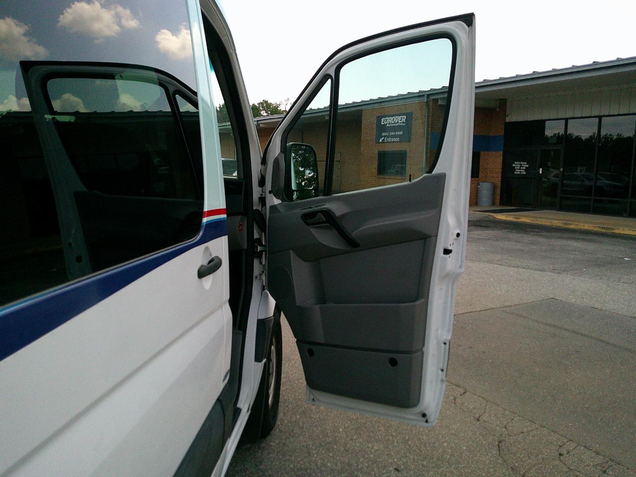 Mercedes-Benz Sprinter Passenger Vans RWD 2500 170" 2016