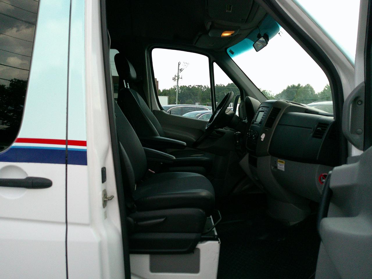 Mercedes-Benz Sprinter Passenger Vans RWD 2500 170" 2016