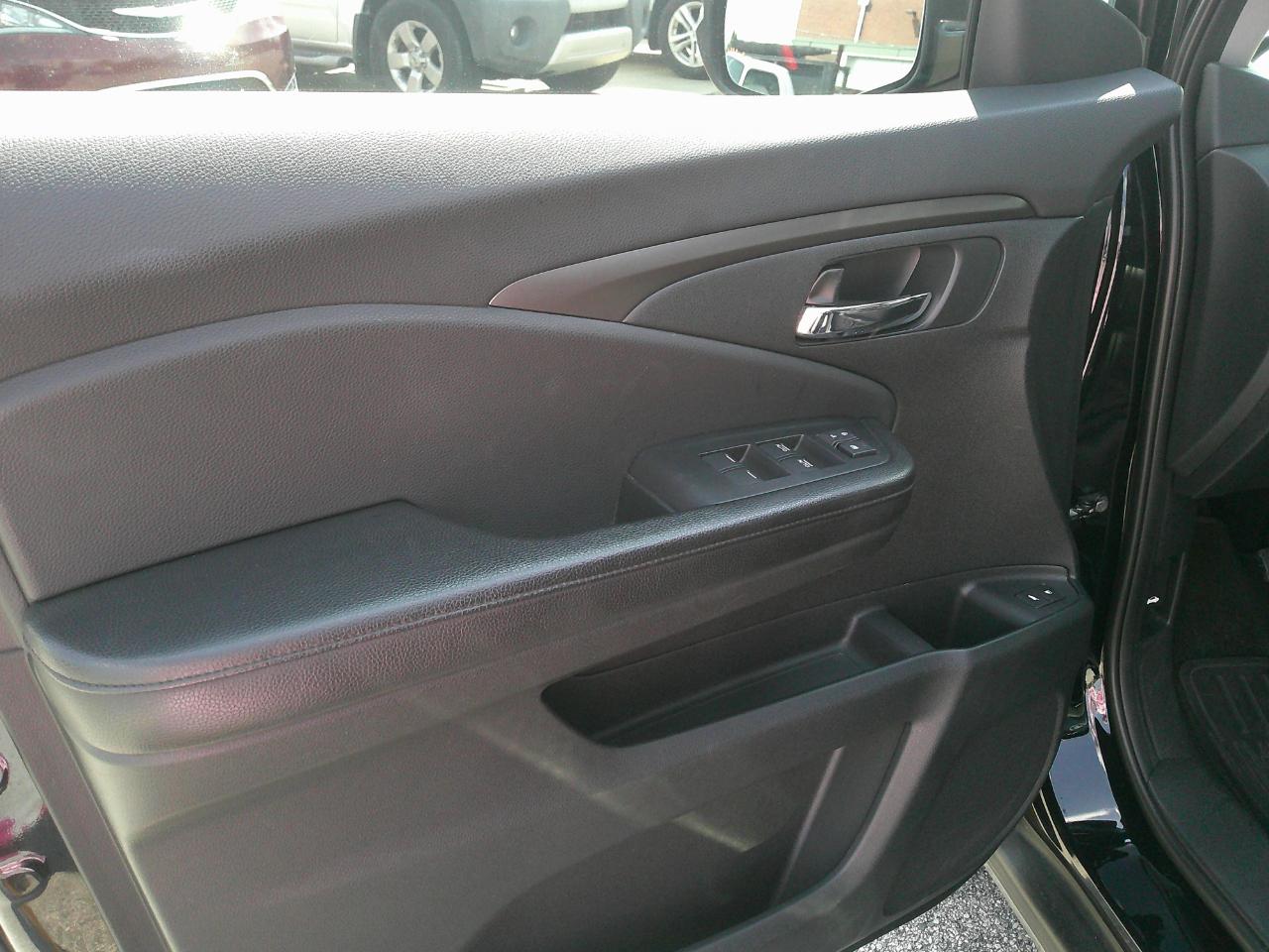 Honda Pilot 2WD 4dr EX-L 2016