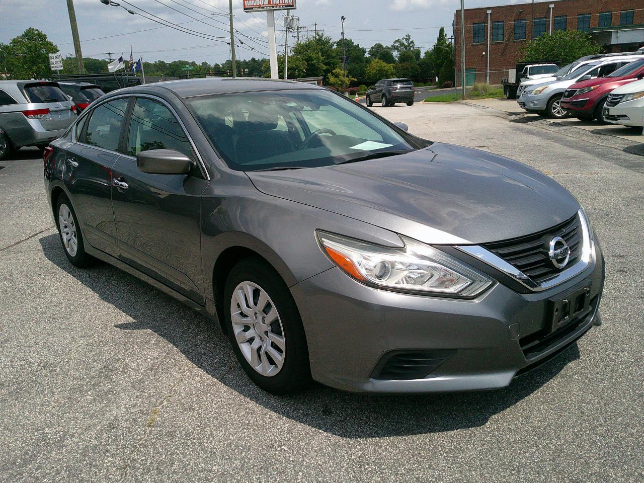 Nissan Altima 4dr Sdn I4 2.5 S 2016