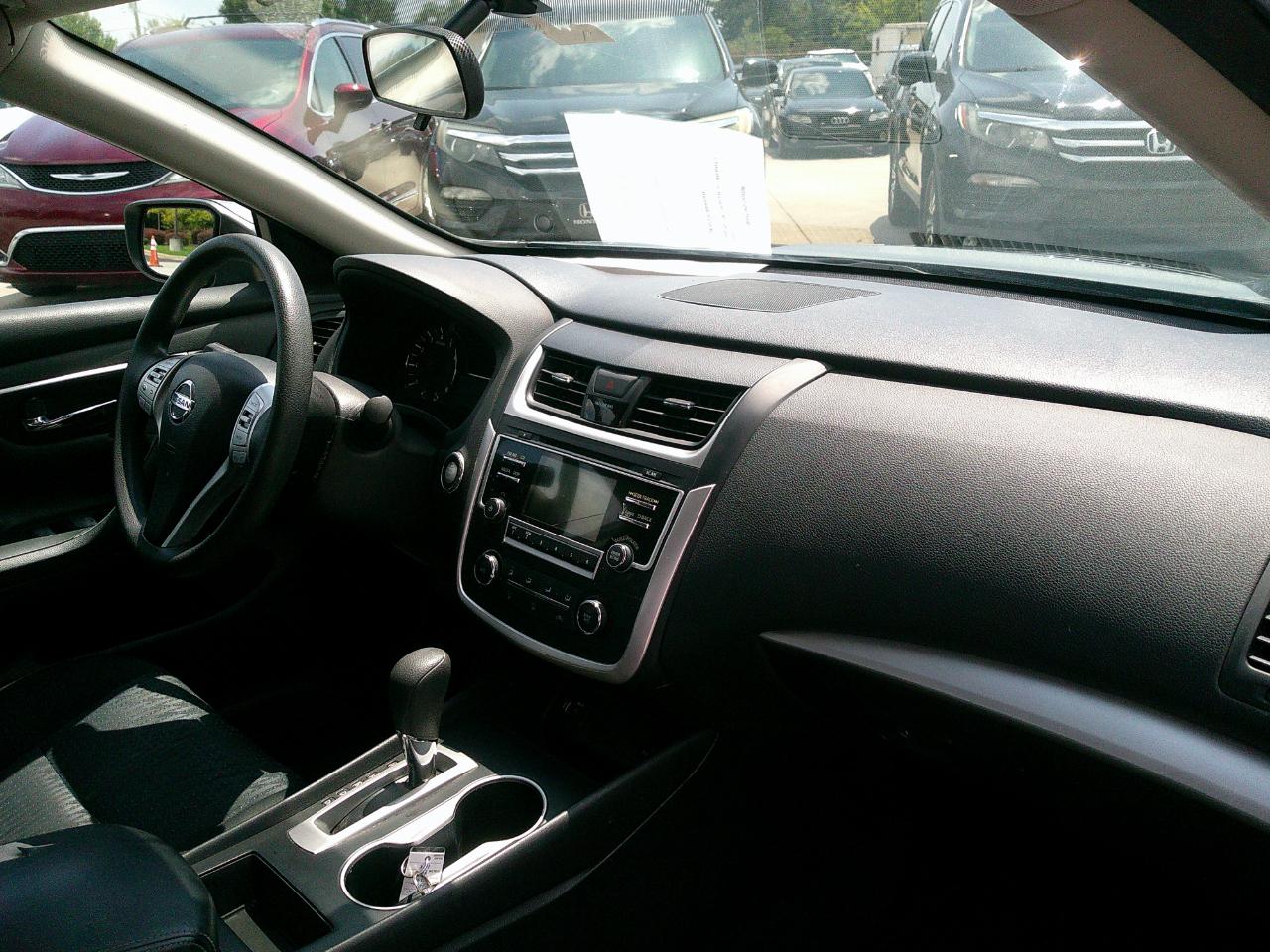 Nissan Altima 4dr Sdn I4 2.5 S 2016
