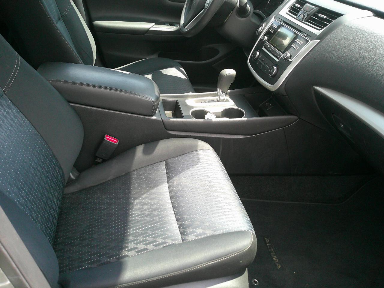 Nissan Altima 4dr Sdn I4 2.5 S 2016