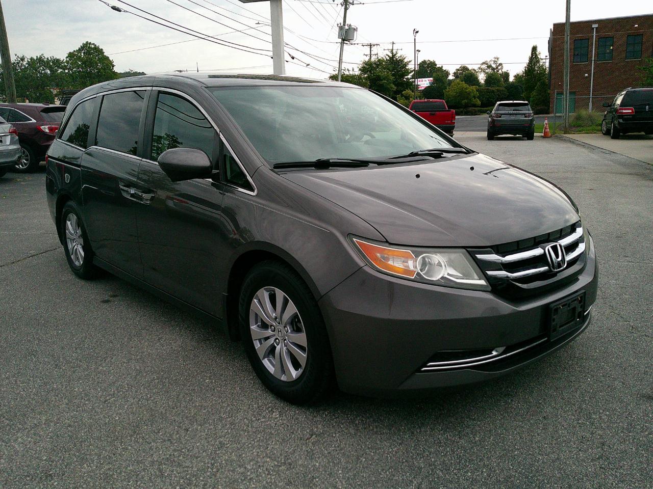 2016 Honda Odyssey 5dr SE