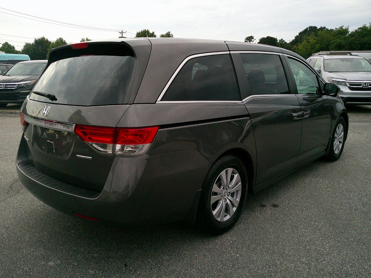 Honda Odyssey 5dr SE 2016