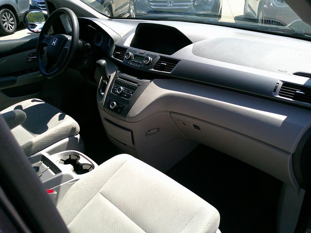 Honda Odyssey 5dr LX 2015