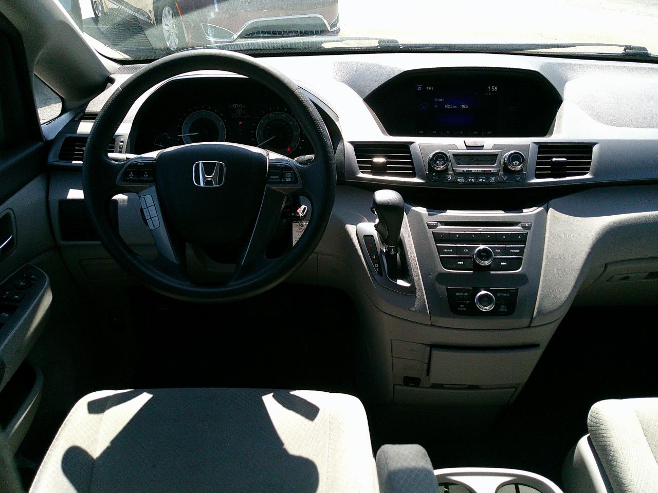 Honda Odyssey 5dr LX 2015