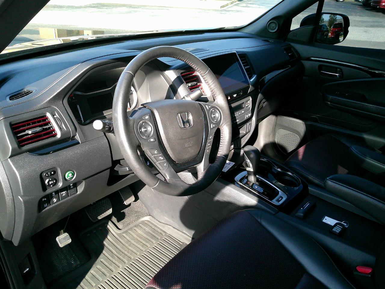 Honda Ridgeline Black Edition AWD 2019