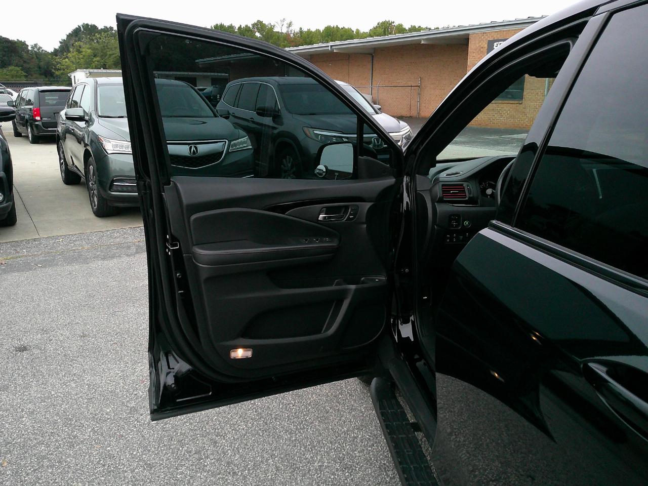 Honda Ridgeline Black Edition AWD 2019