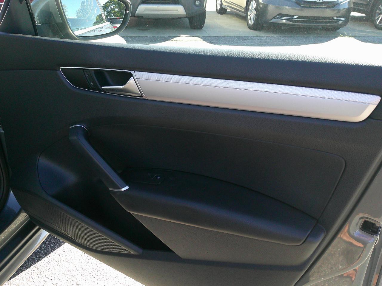 Volkswagen Passat 1.8T S Auto 2017