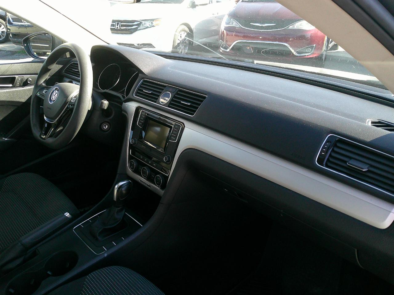 Volkswagen Passat 1.8T S Auto 2017
