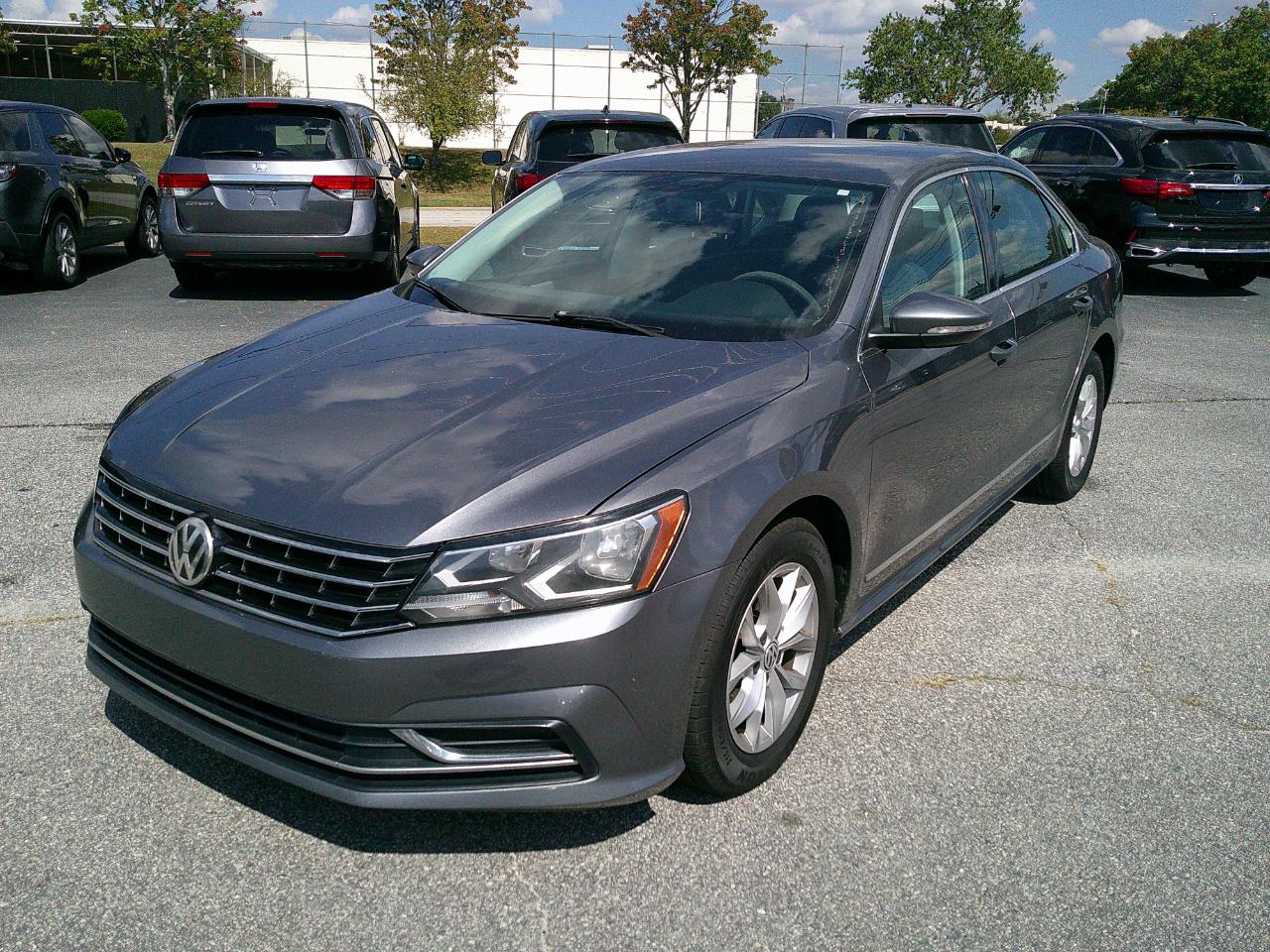 Volkswagen Passat 1.8T S Auto 2017