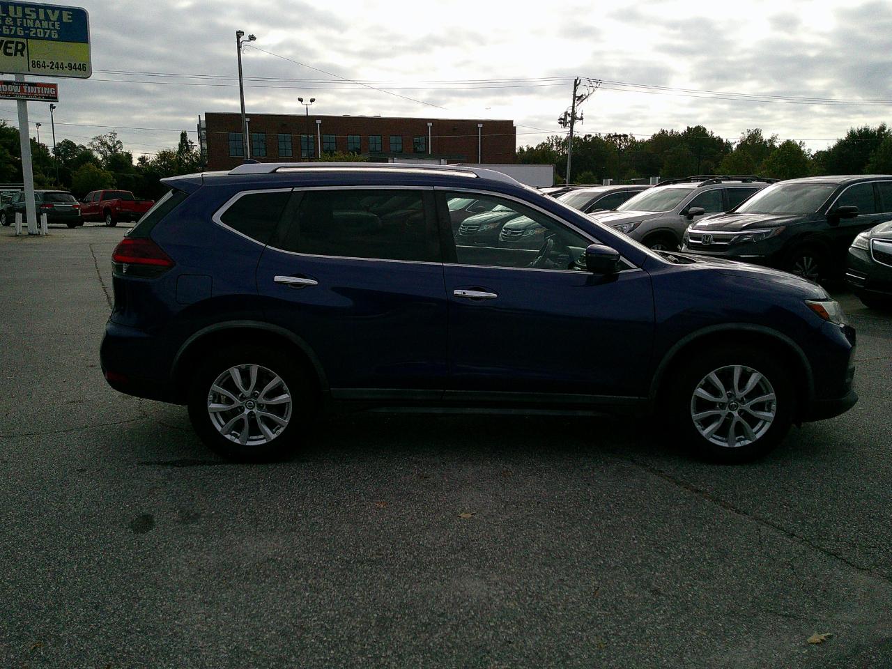 Nissan Rogue FWD SV 2018
