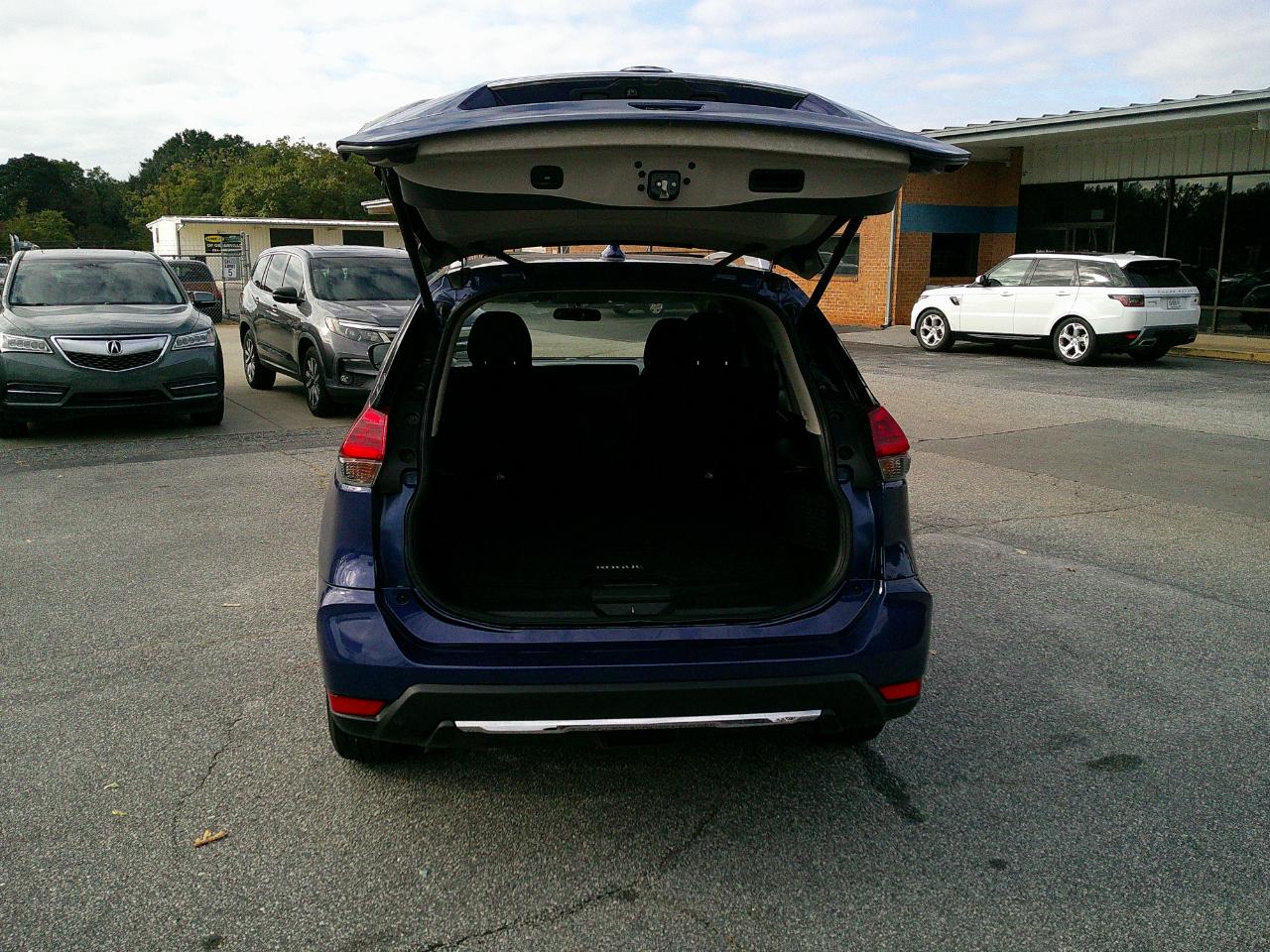 Nissan Rogue FWD SV 2018