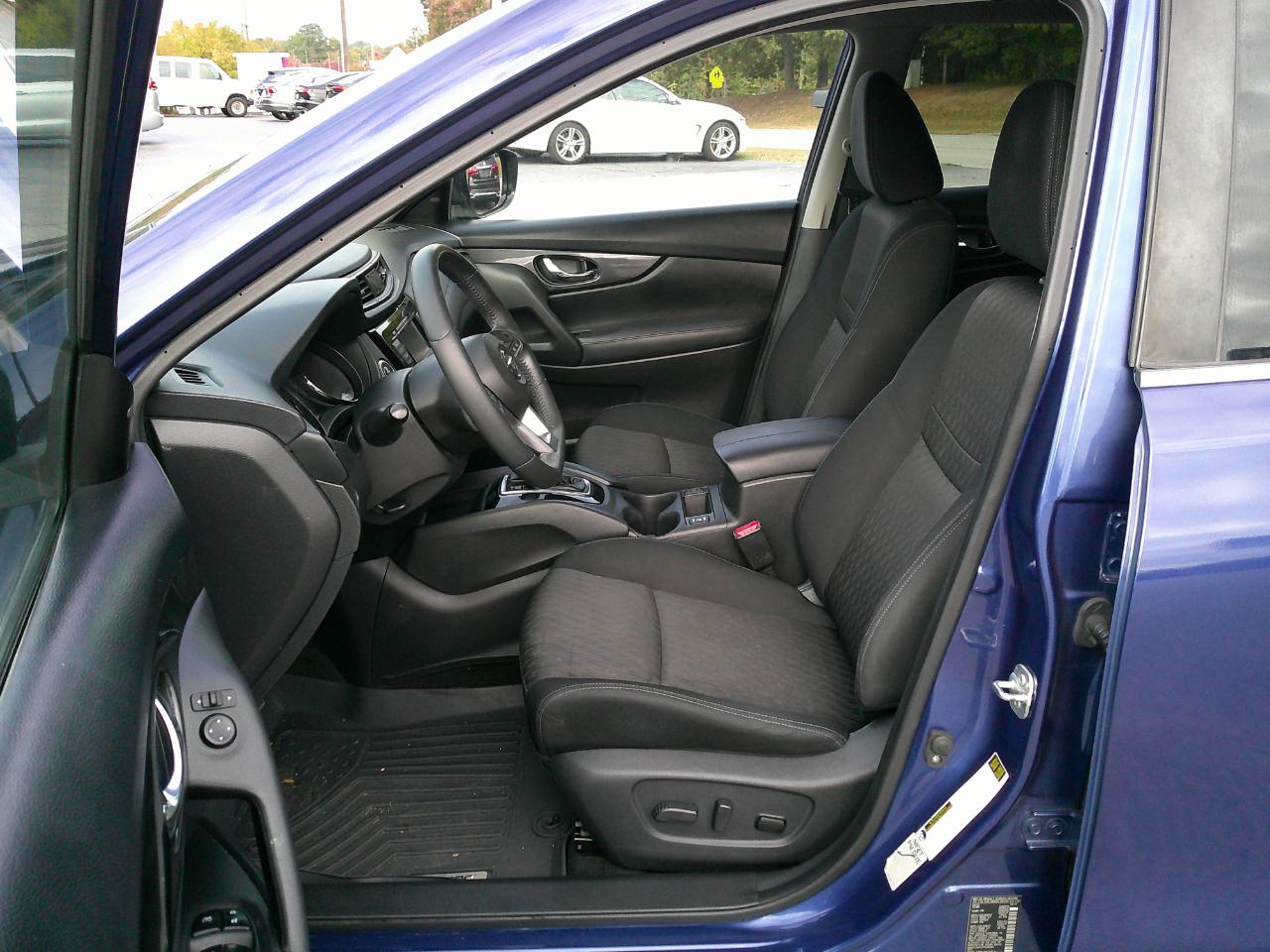 Nissan Rogue FWD SV 2018