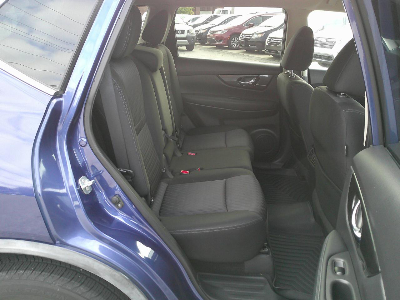 Nissan Rogue FWD SV 2018