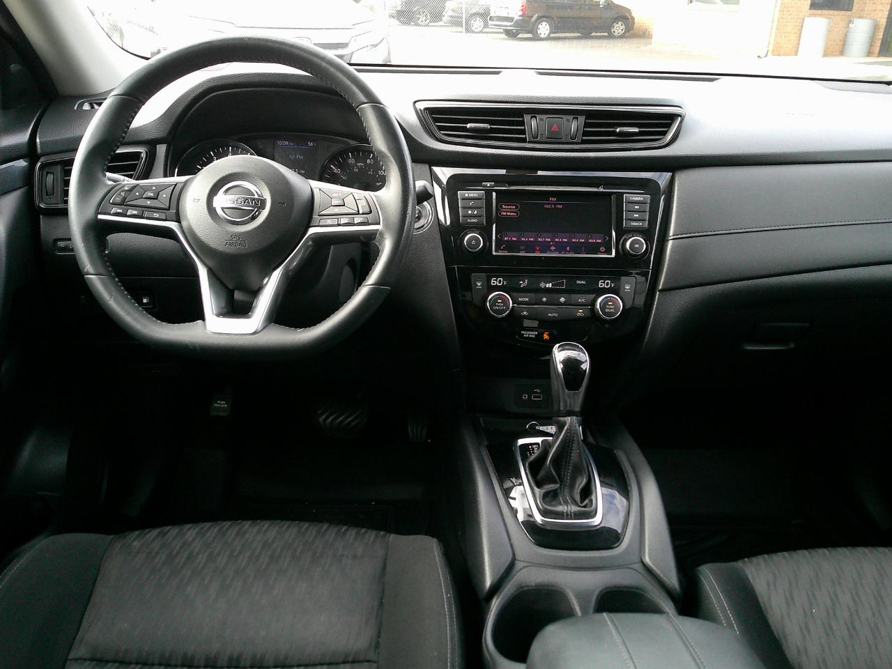 Nissan Rogue FWD SV 2018