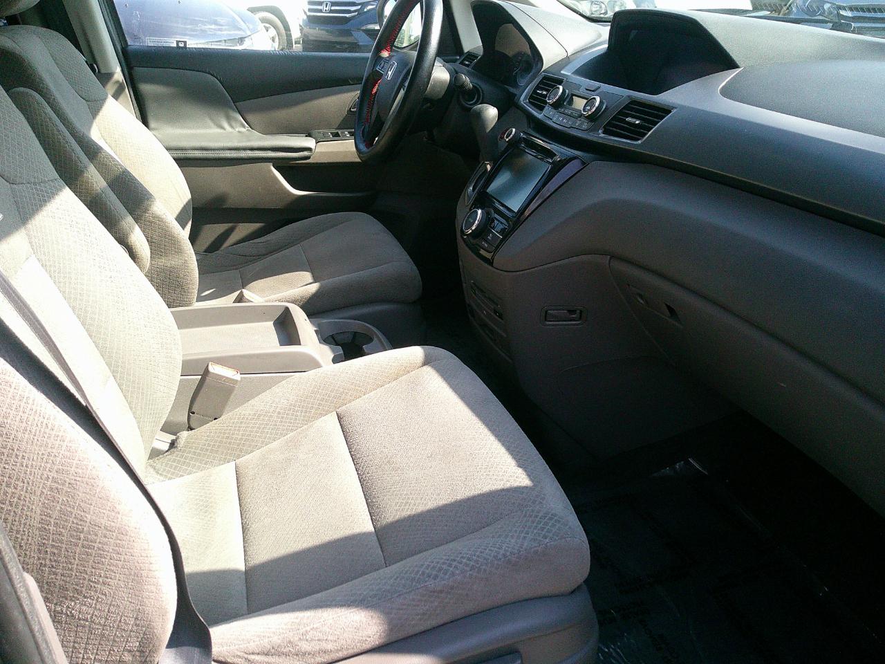 Honda Odyssey 5dr SE 2016