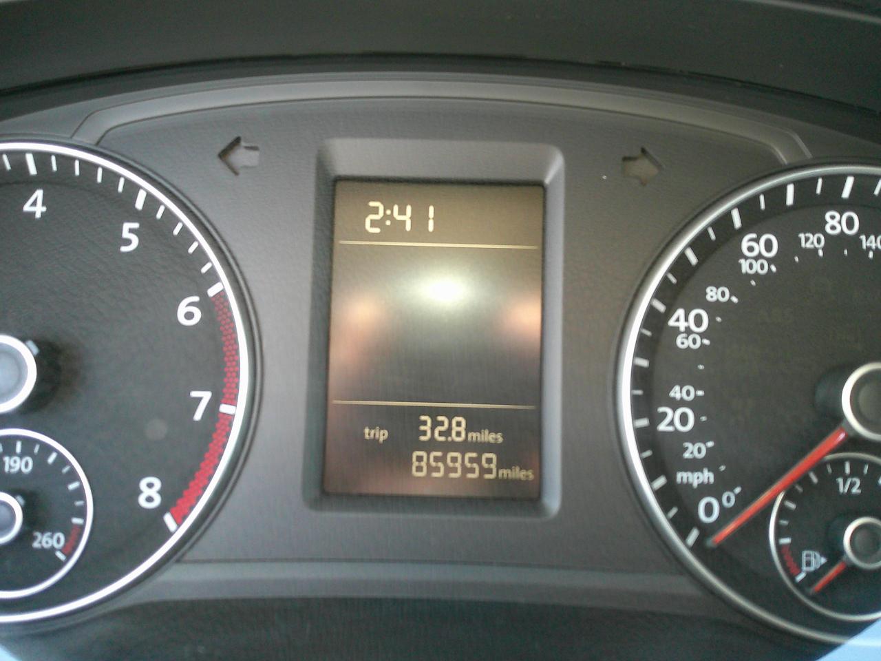 Volkswagen Passat 4dr Sdn 1.8T Auto Wolfsburg Ed 2014