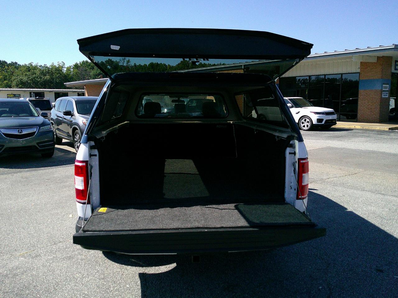 Ford F-150 XL 2WD Reg Cab 8' Box 2019