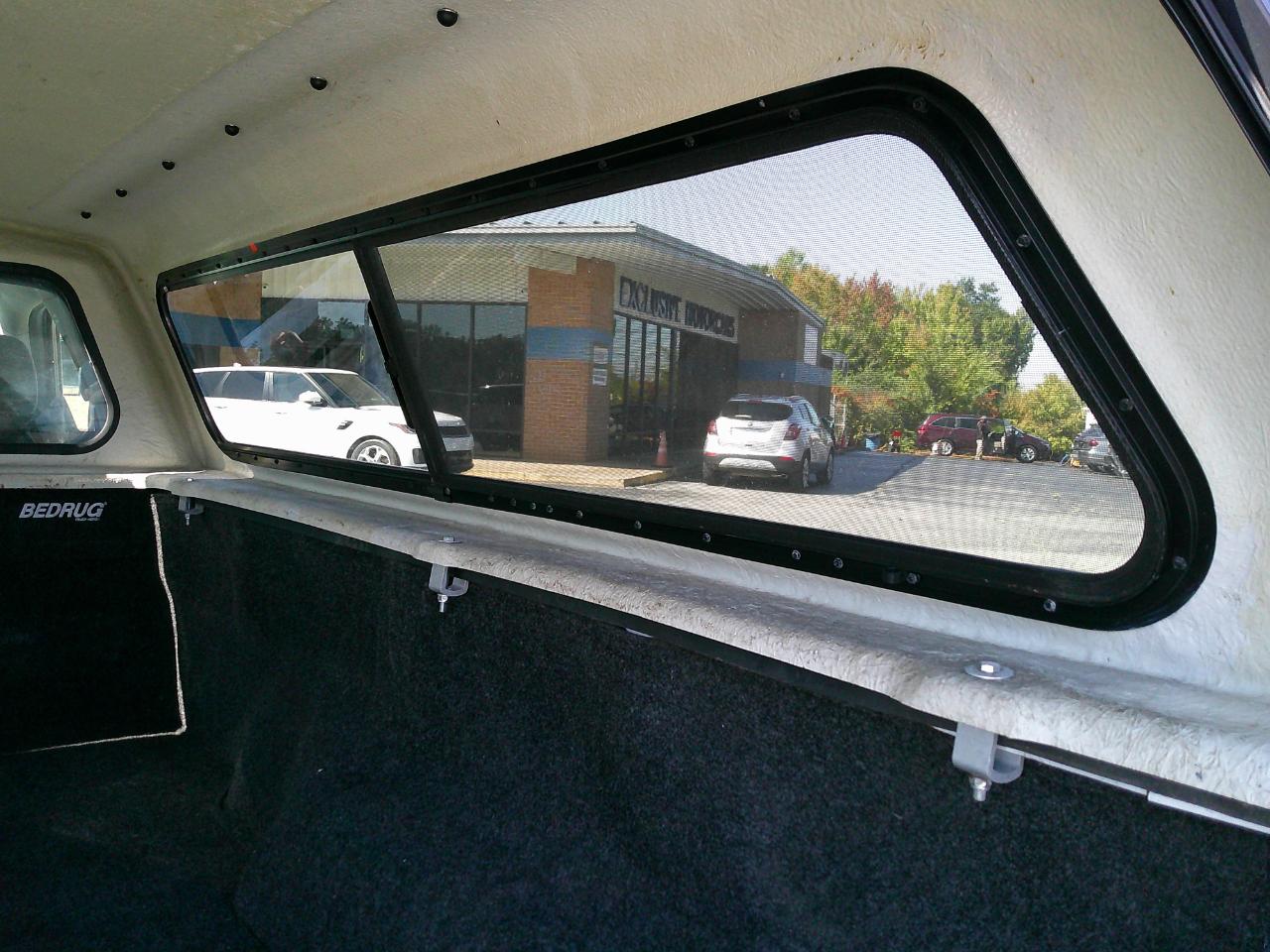 Ford F-150 XL 2WD Reg Cab 8' Box 2019